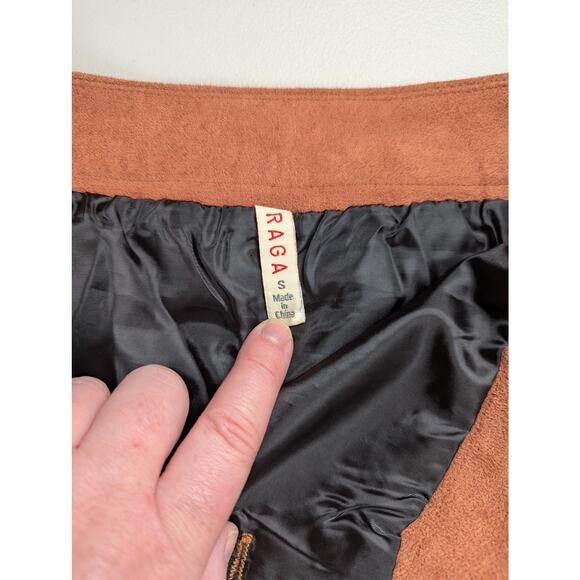 Raga Faux Suede Mini Skirt Womens Small Western Festival Party Classic Neutral - Picture 2 of 6
